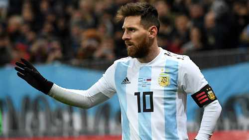 Island národní tým chtěl hrát proti Lionel Messi